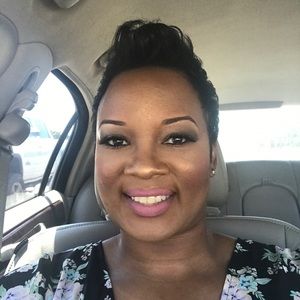 Meet your Posher, Lavonne